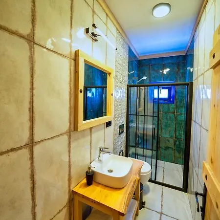 Private And Luxurious Suites In Villa With Beautiful Garden ベッド・アンド・ブレックファスト
